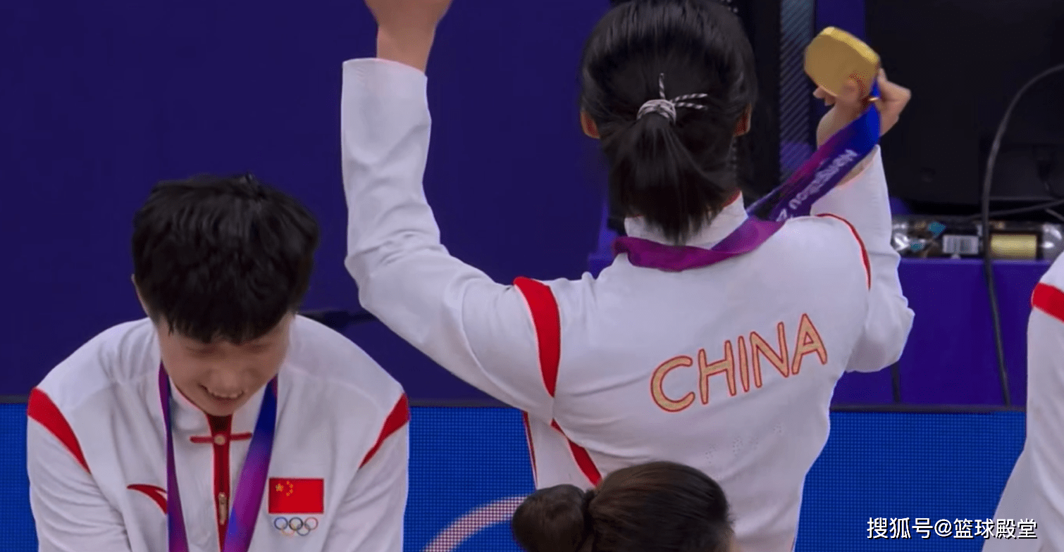 亚博体育网站-国际米兰训练开放日，赛前回应争议引欢呼，中超在即，球探报告显示潜力-亚博体育网站