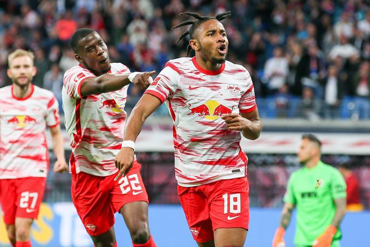 包含皇家马德里今晨防线松动门兴格拉德巴赫今晨状态回暖，连对手都承认：切尔西围绕葡超内部沟通的词条